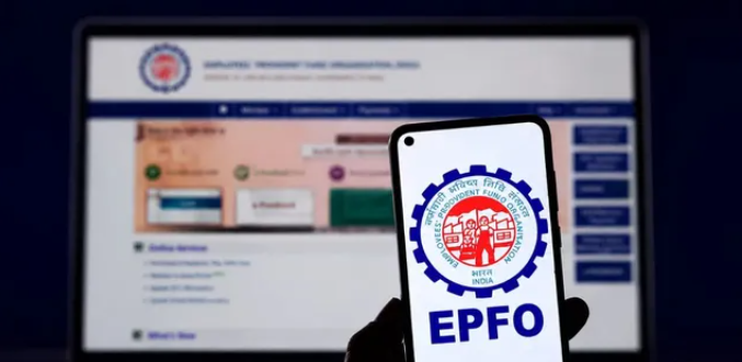 EPFO का नया Aadhaar आधारित ई-पोर्टल लॉन्च, अब निष्क्रिय PF खाते का पैसा Active UAN में ट्रांसफर करना होगा आसान